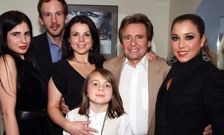 Talia Elizabeth Jones